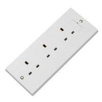 Volex 3 Gang 13A Unswitched Socket