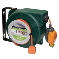 Masterplug Wall Mounted Retractable Cable Reel with Weatherproof Socket 15m WMRR15132/IPS-MP Masterplug Wall Mounted Retractable Cable Reel with Weatherproof Socket 15m WMRR15132/IPS-MP