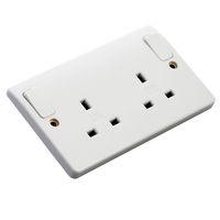 MK Switched Double Socket White with Outboard Rockers 13A MK Switched Double Socket White with Outboard Rockers 13A
